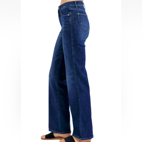 Womens Like New Judy Blue Mid Rise Tummy Control Blue Denim Straight Fit Jeans - Picture 3 of 9